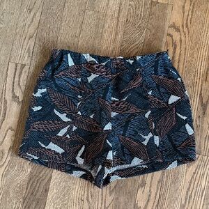 Zara Trafaluc Jaquard High-Waist Leaf-Print Shorts in Black Multicolor Sz S